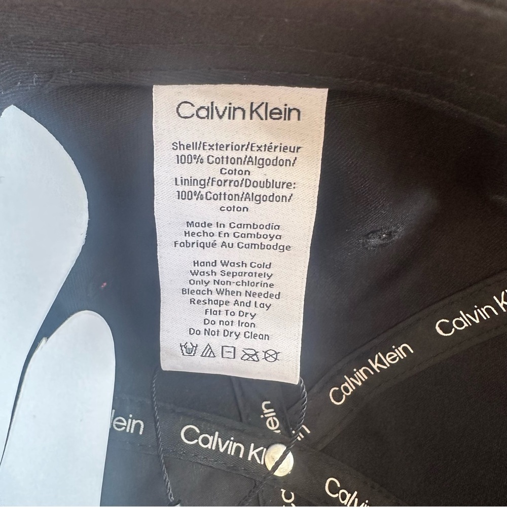 Calvin Klein Black Adjustable Cap - Picture 5 of 6